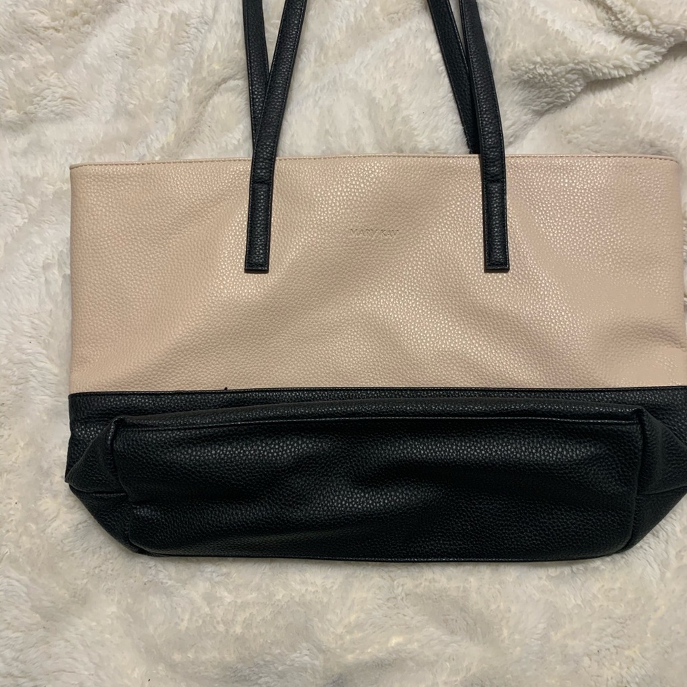 Pebbled Leather MaryKay Tote